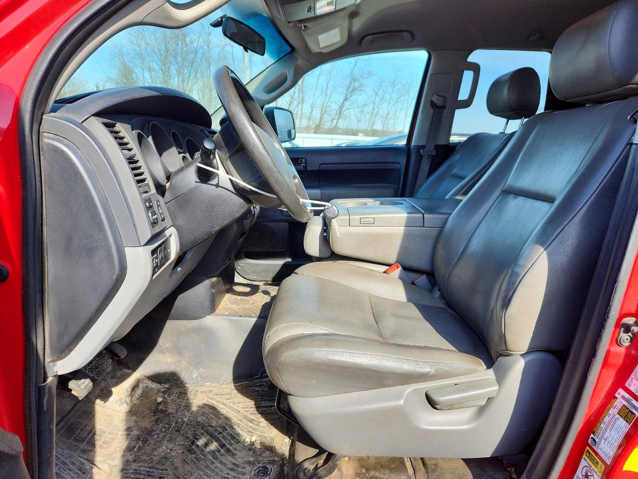 2013 Toyota Tundra VIN 5TFUM5F19DX050279 photo 7