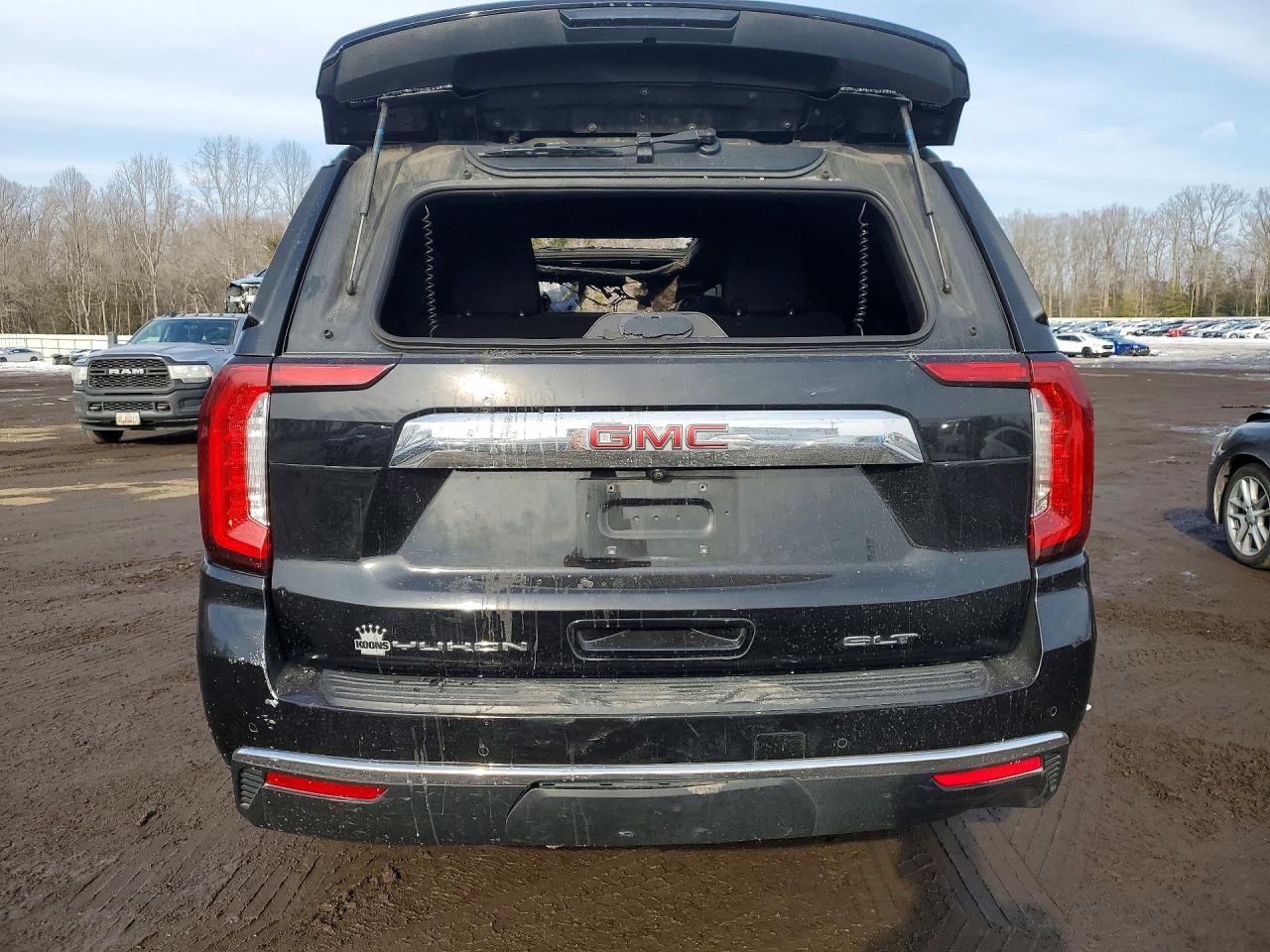 2022 GMC Yukon VIN 1GKS2GKDXNR310823 photo 6