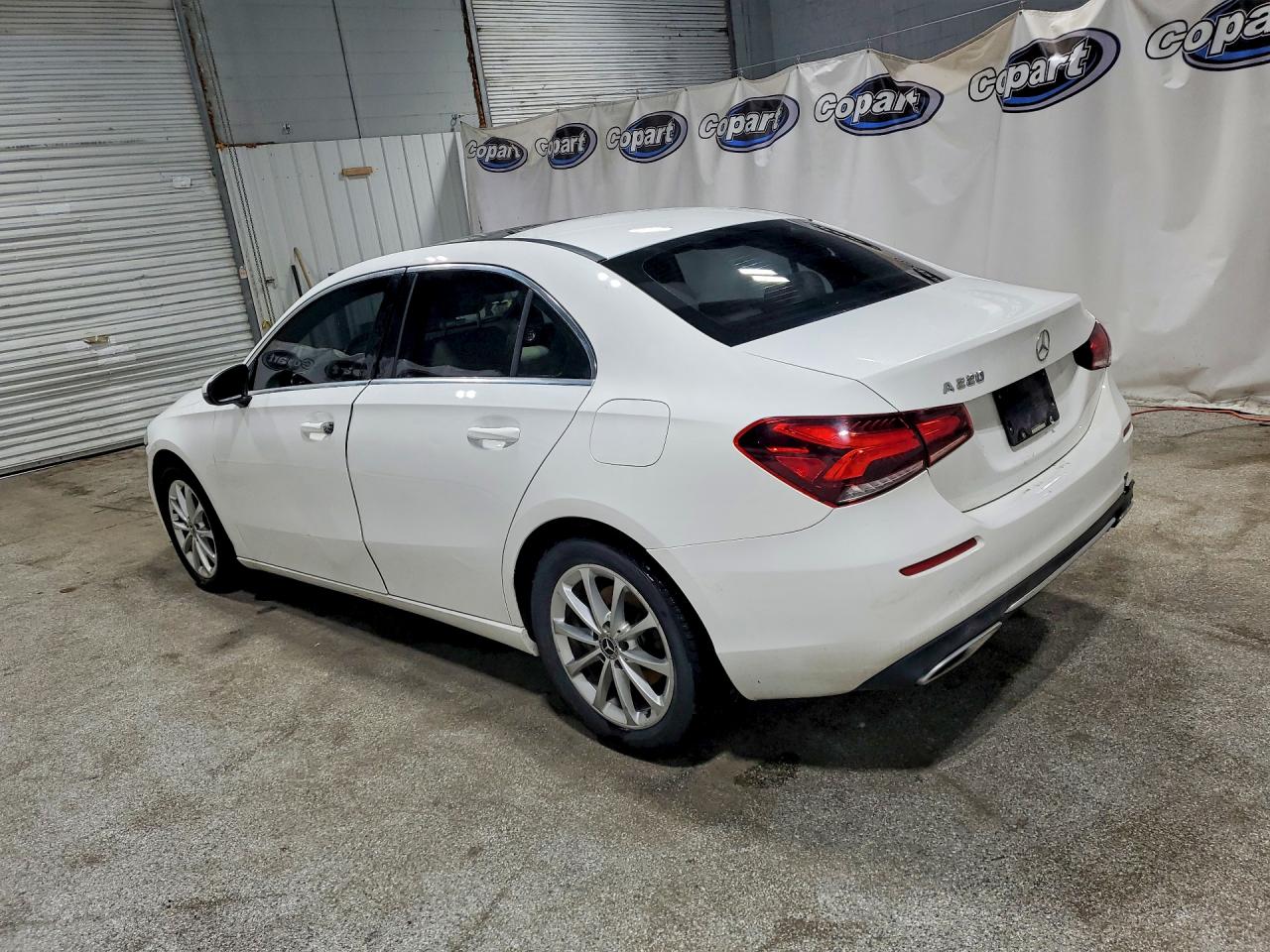 2019 Mercedes-Benz A-class VIN WDD3G4EB7KW026501 photo 2