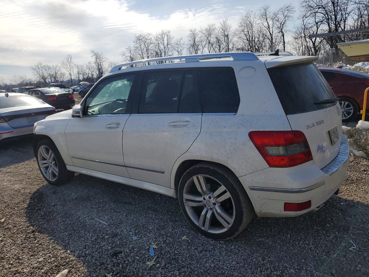 2012 Mercedes-Benz Glk-class VIN WDCGG8HB7CF846152 photo 2