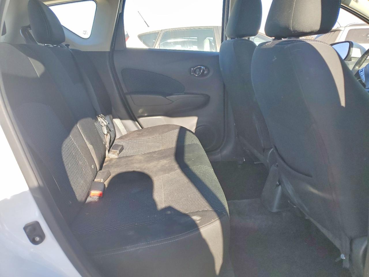 2016 NISS Versa VIN 3N1CE2CP4GL402610 photo 10