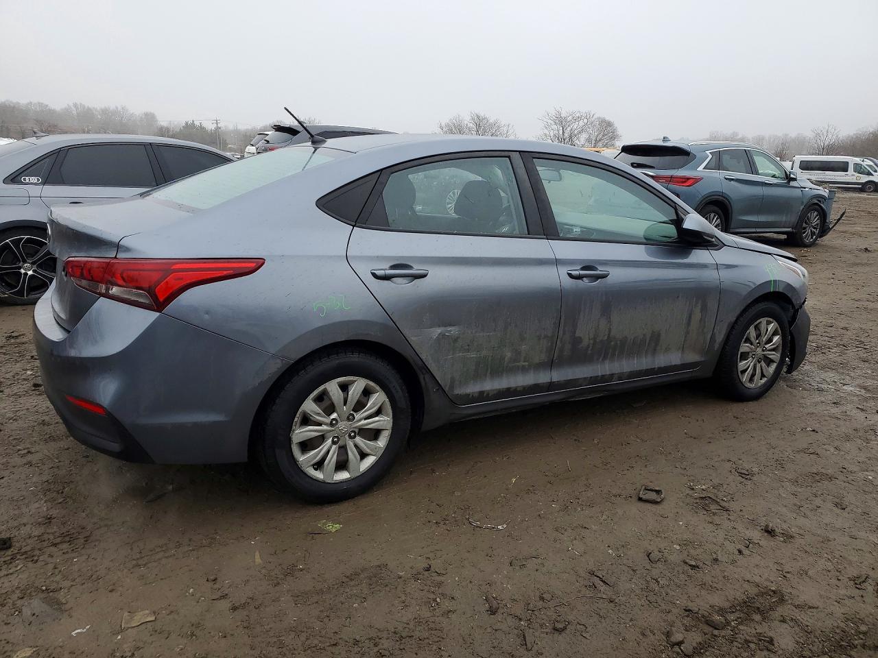 2020 Hyundai Accent VIN 3KPC24A67LE104546 photo 3