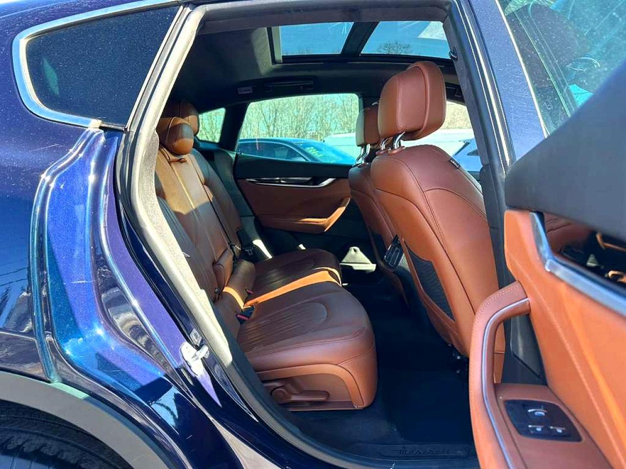 2018 Maserati All models VIN ZN661XUA7JX288447 photo 9