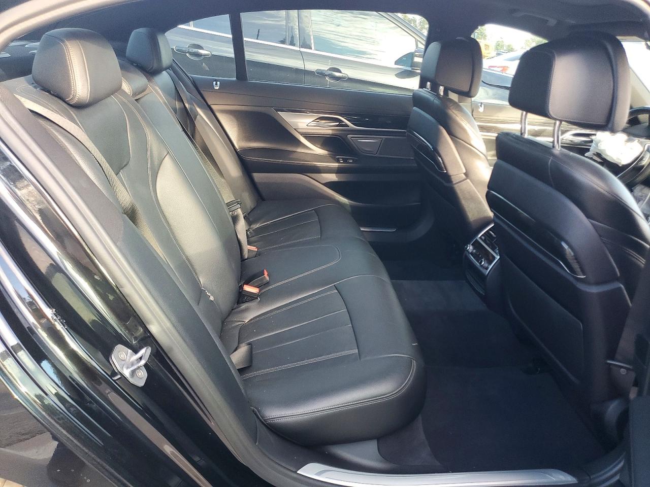 2019 BMW 7 series VIN WBA7E2C58KB218548 photo 10