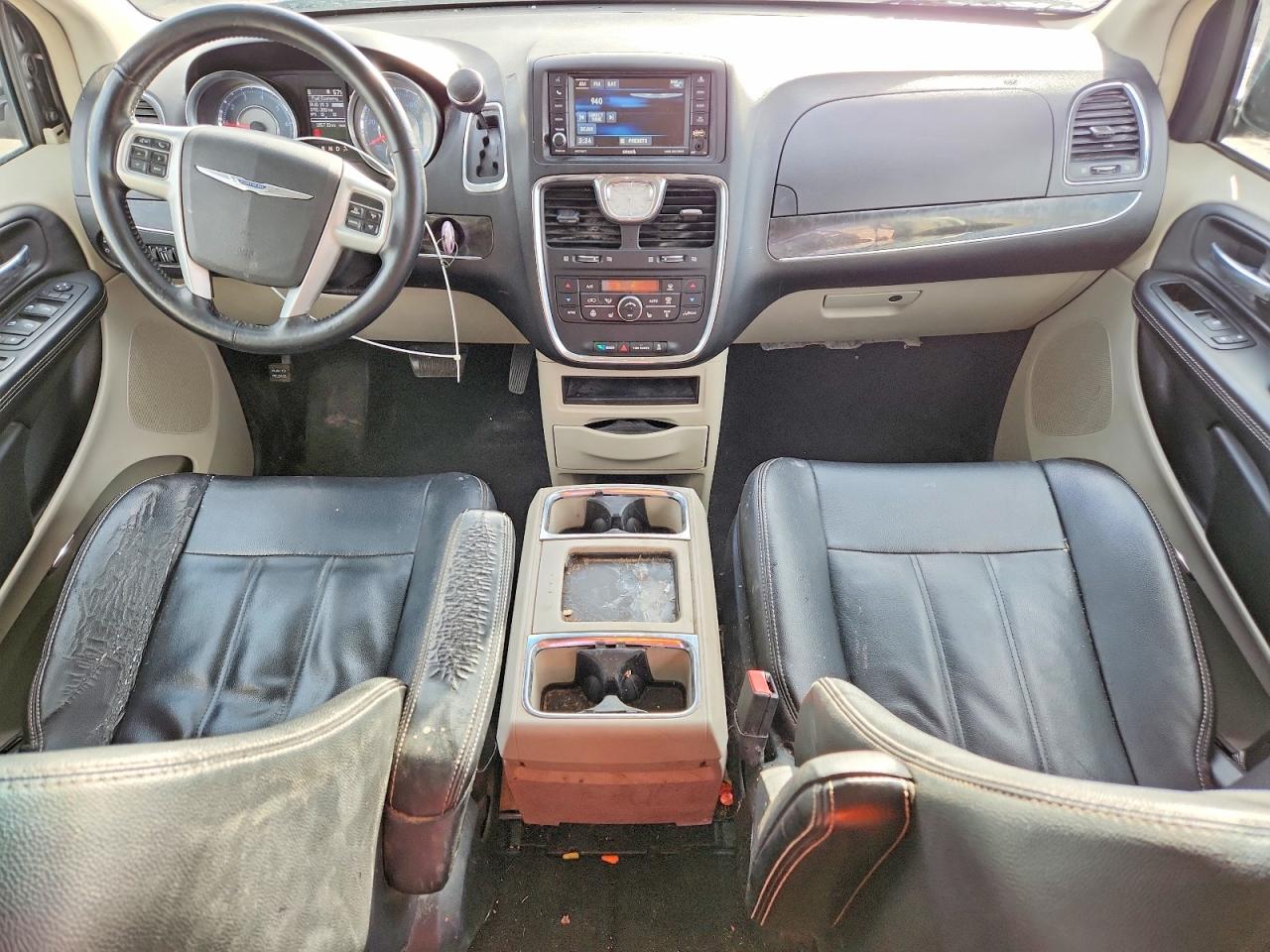 2014 Chrysler Minivan VIN 2C4RC1BG6ER409910 photo 8