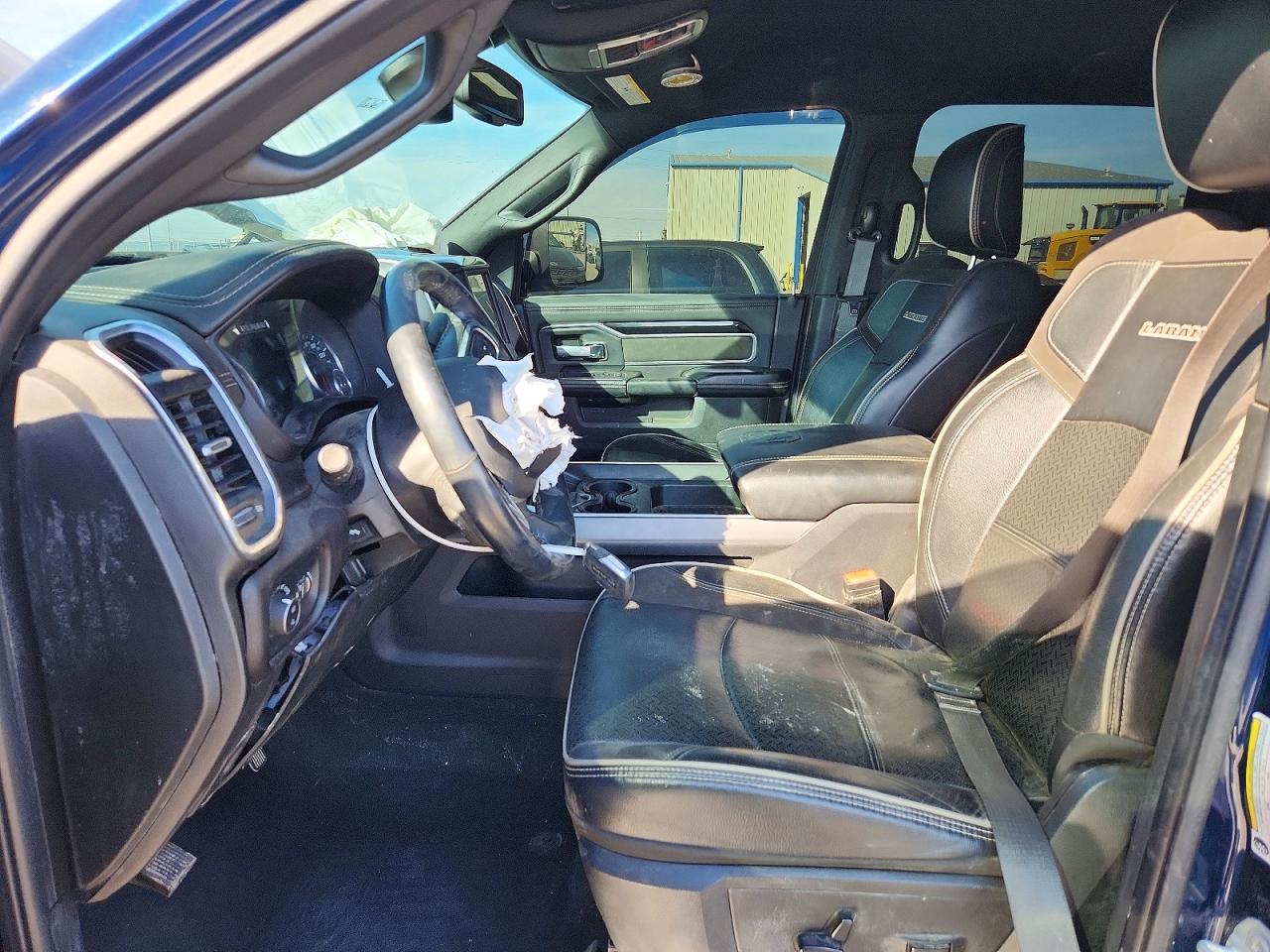 2022 Ram 3500 VIN 3C63RRJL9NG237435 photo 7