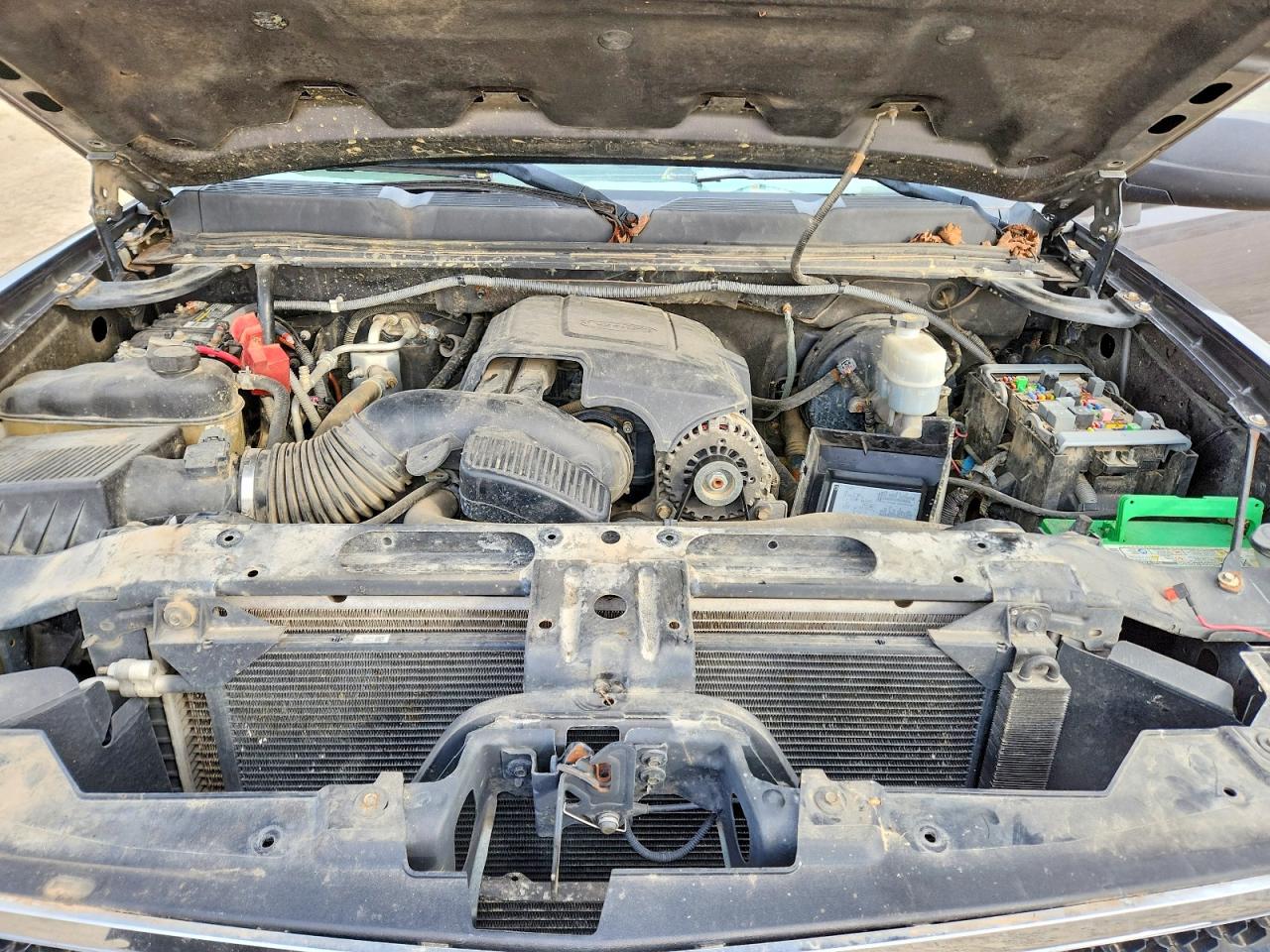 2010 Chevrolet All models VIN 1GCSKSE30AZ114305 photo 11