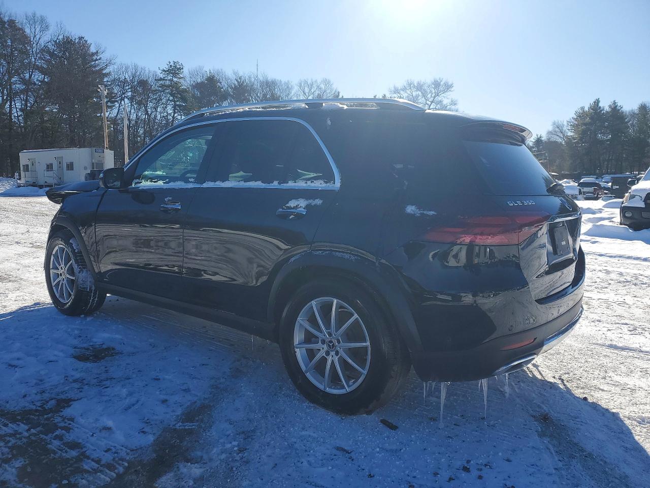 2025 Mercedes-Benz Gle class VIN 4JGFB4FBXSB403734 photo 2