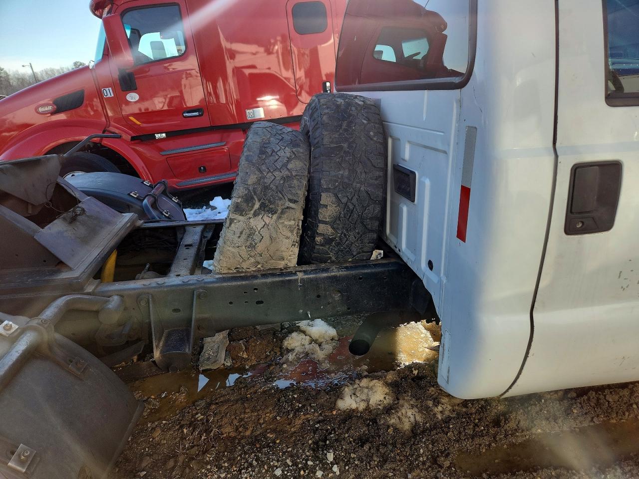 1999 Ford F450 VIN 1FDXF46F2XEA89112 photo 12