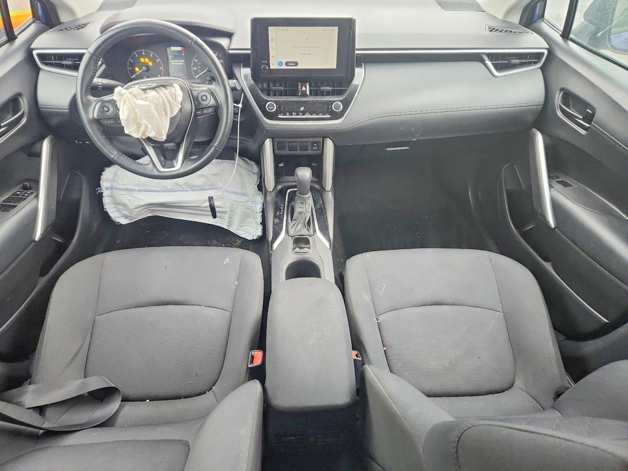 2024 Toyota Corolla cr VIN 7MUBAABG2RV096137 photo 8
