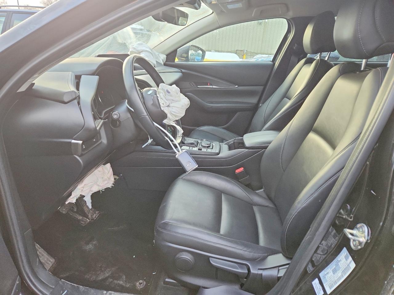 2022 Mazda Cx30 VIN 3MVDMBBL3NM401215 photo 7