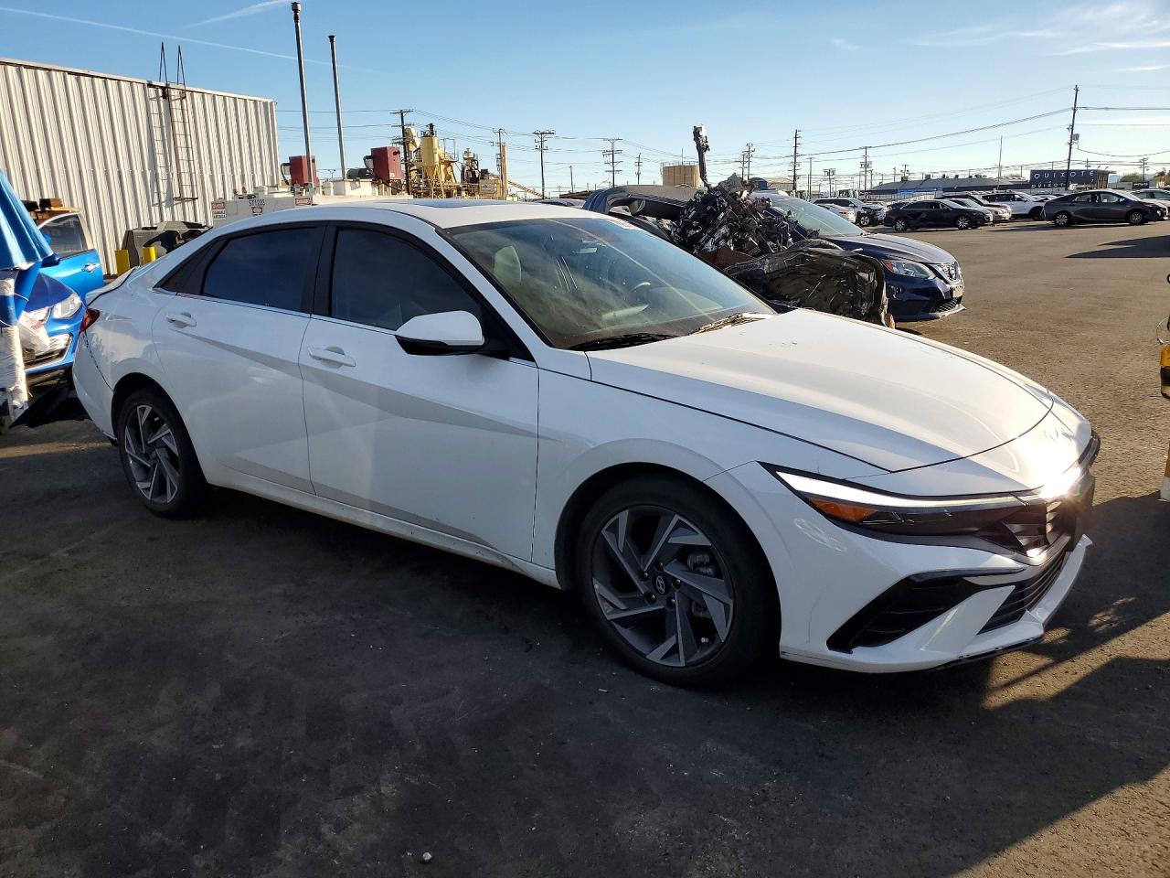 2025 Hyundai Elantra hybrid VIN KMHLN4DJ8SU129510 photo 4