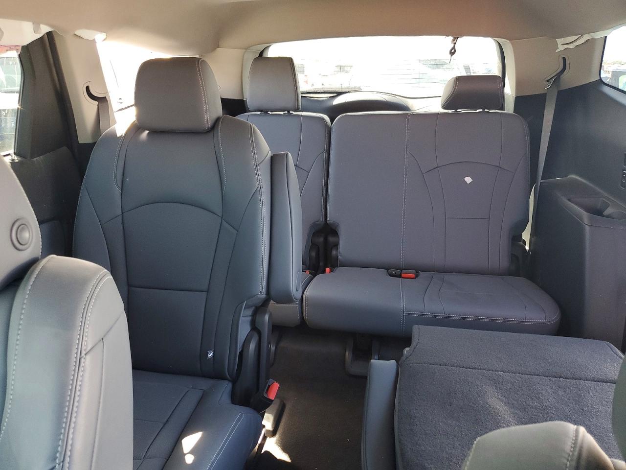 2020 Buick Enclave VIN 5GAERBKW2LJ163760 photo 10
