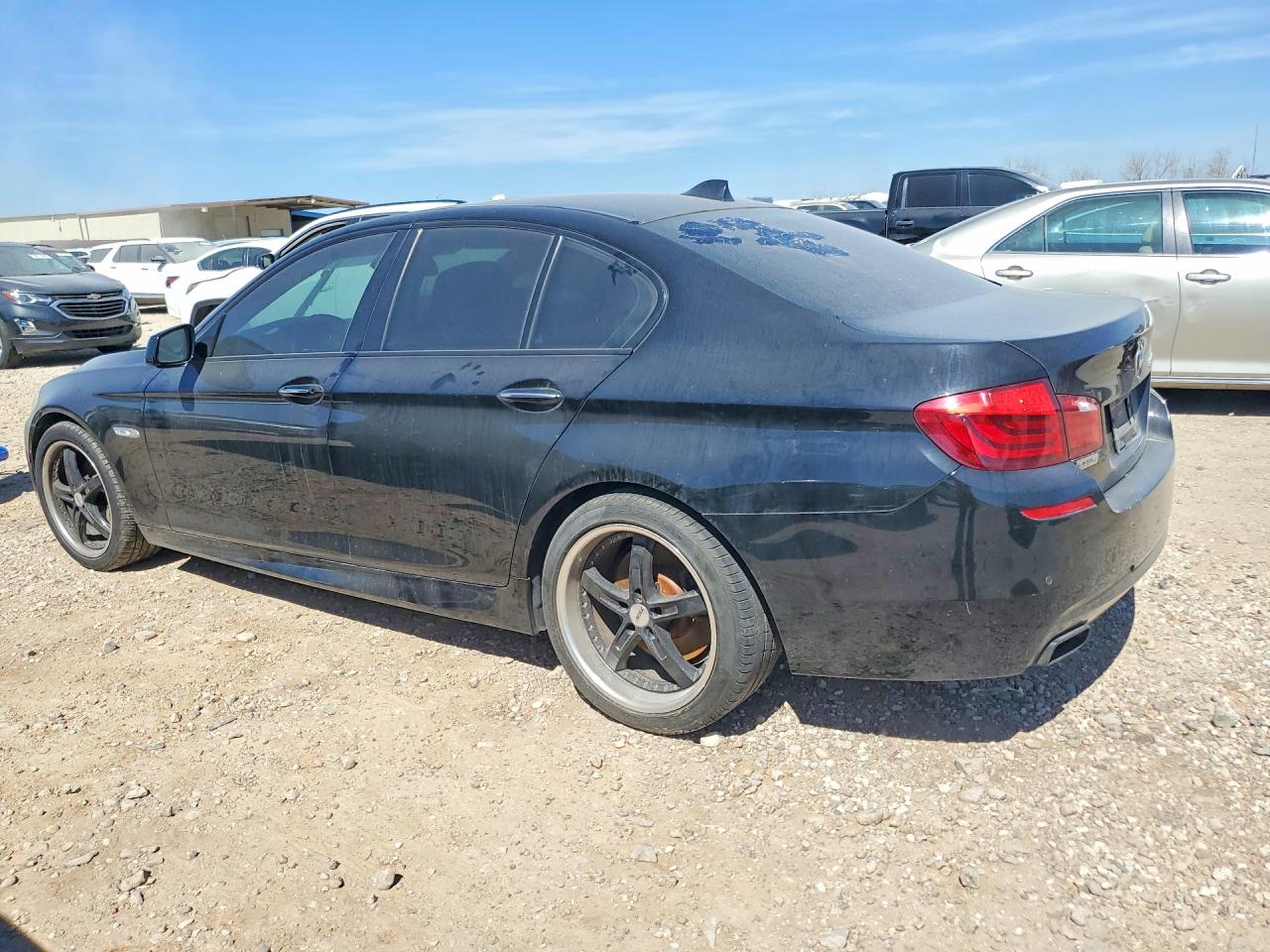 2012 BMW 5 series VIN WBAFR9C57CDV59177 photo 2
