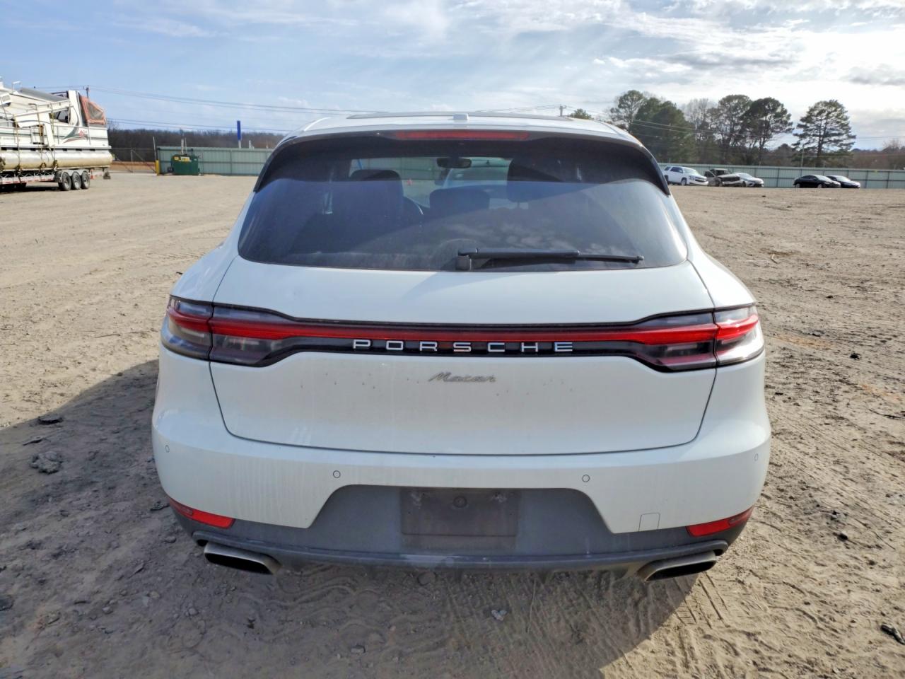 2021 Porsche Macan VIN WP1AA2A58MLB13009 photo 6