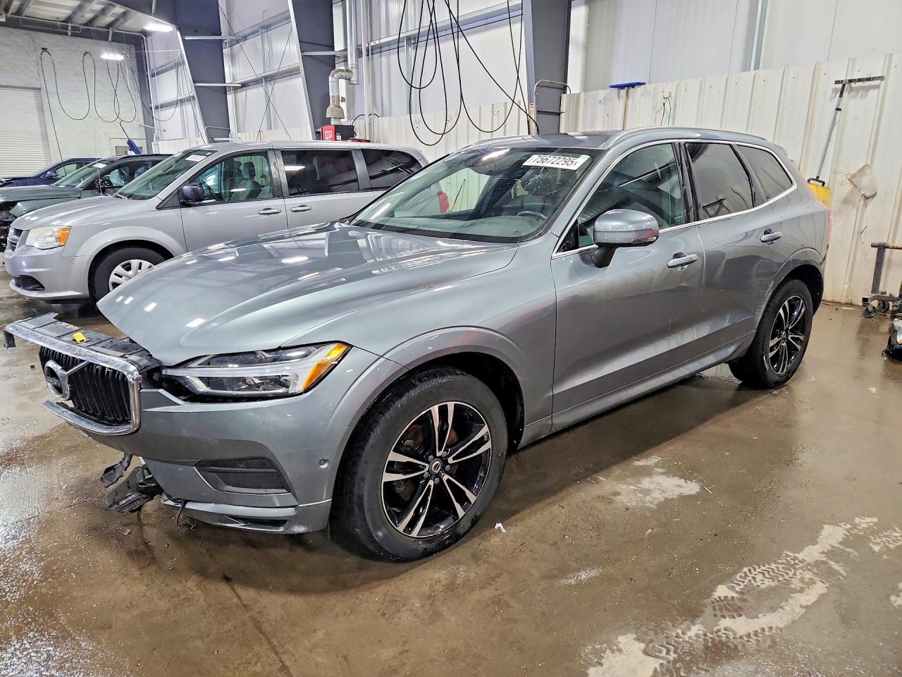 2019 Volvo Xc60 VIN LYV102RK9KB191668 photo 1