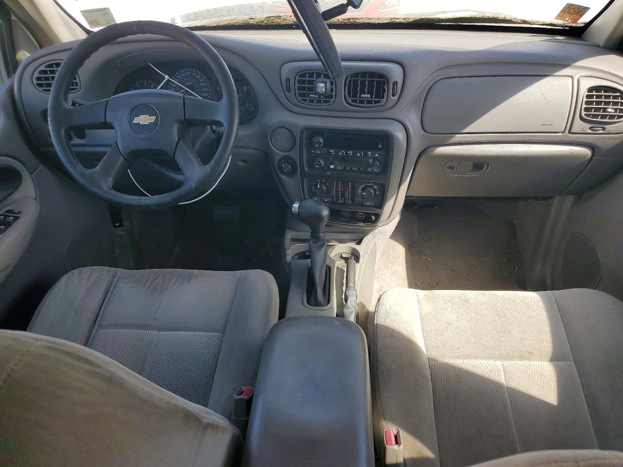 2005 Chevrolet Trailblzr VIN 1GNDS13S652197306 photo 8