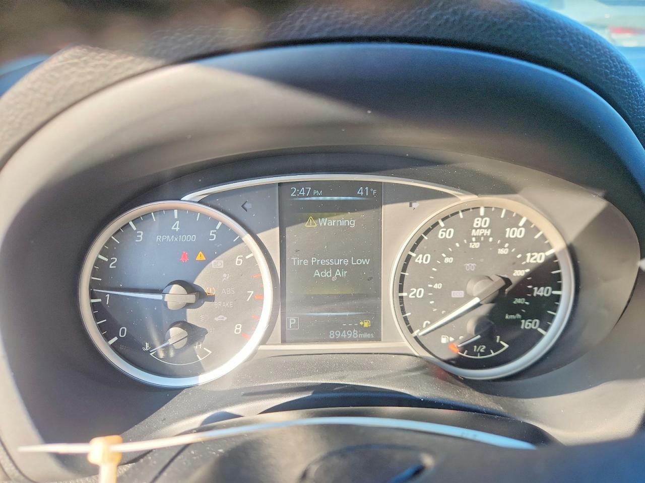2017 Niss Sentra VIN 3N1AB7AP6HY250320 photo 9