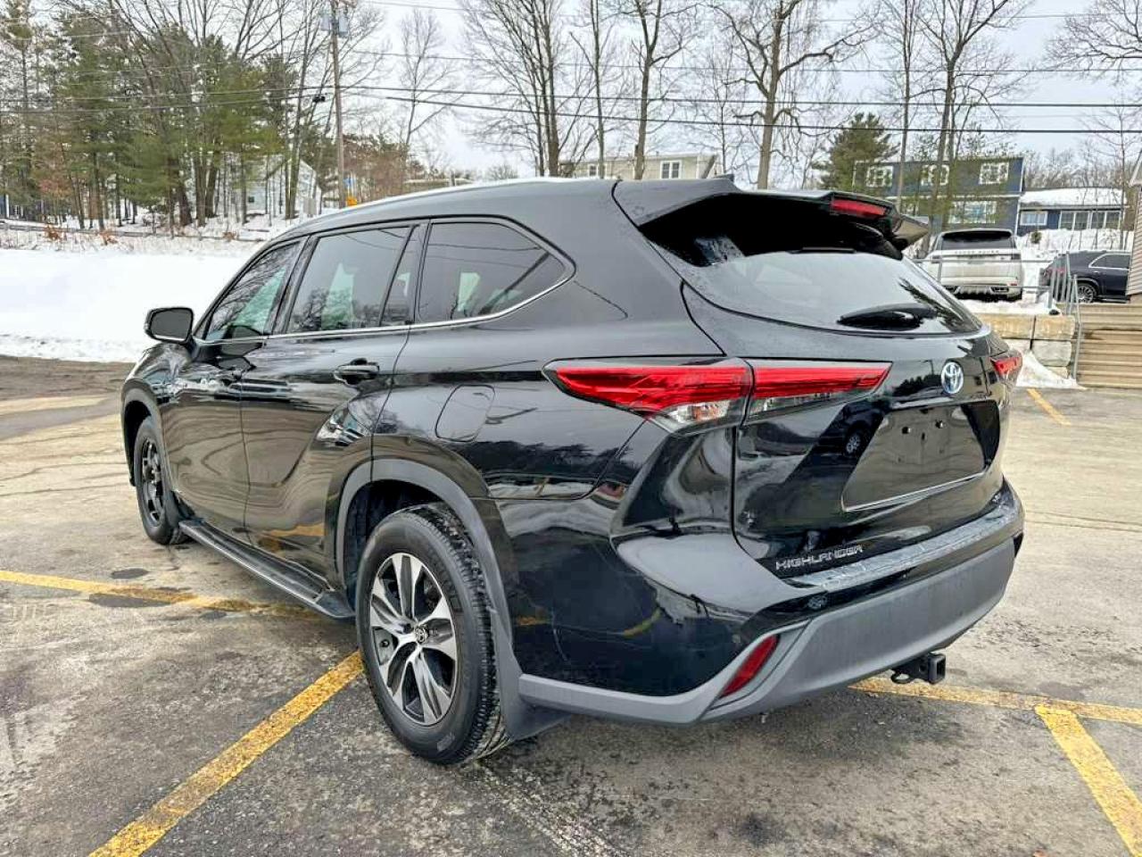 2021 TOYOTA Highlander VIN 5TDGBRCH7MS527583 photo 2