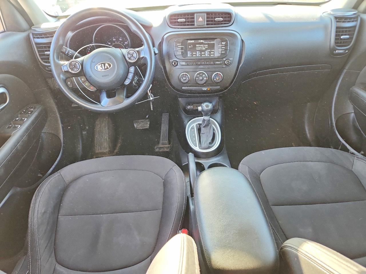 2017 Kia Soul VIN KNDJN2A26H7480744 photo 8