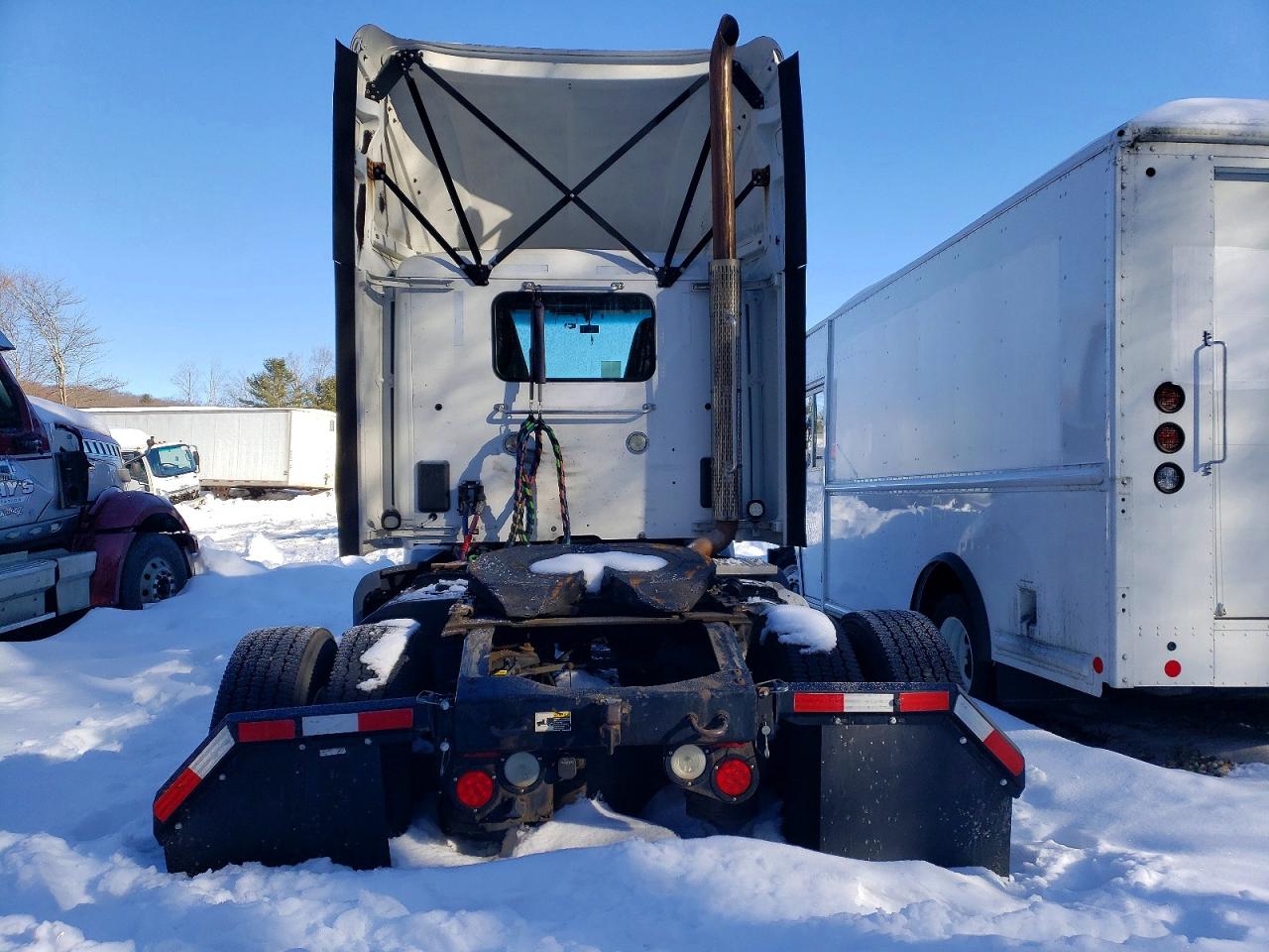 2017 PETERBILT All models VIN 1XPBA48X7HD428813 photo 6
