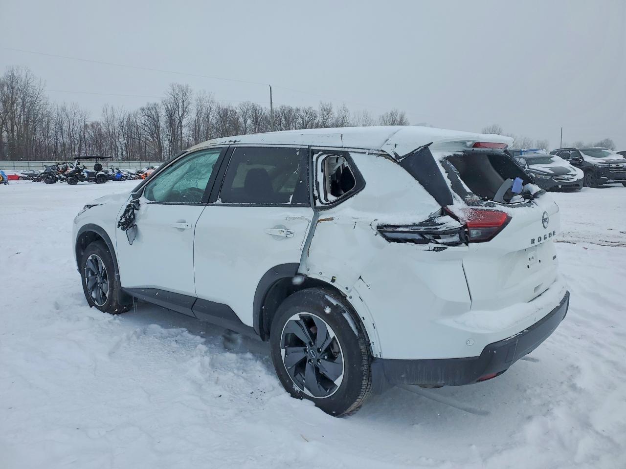 2025 Rogue VIN JN8BT3BBXSW157054 photo 2