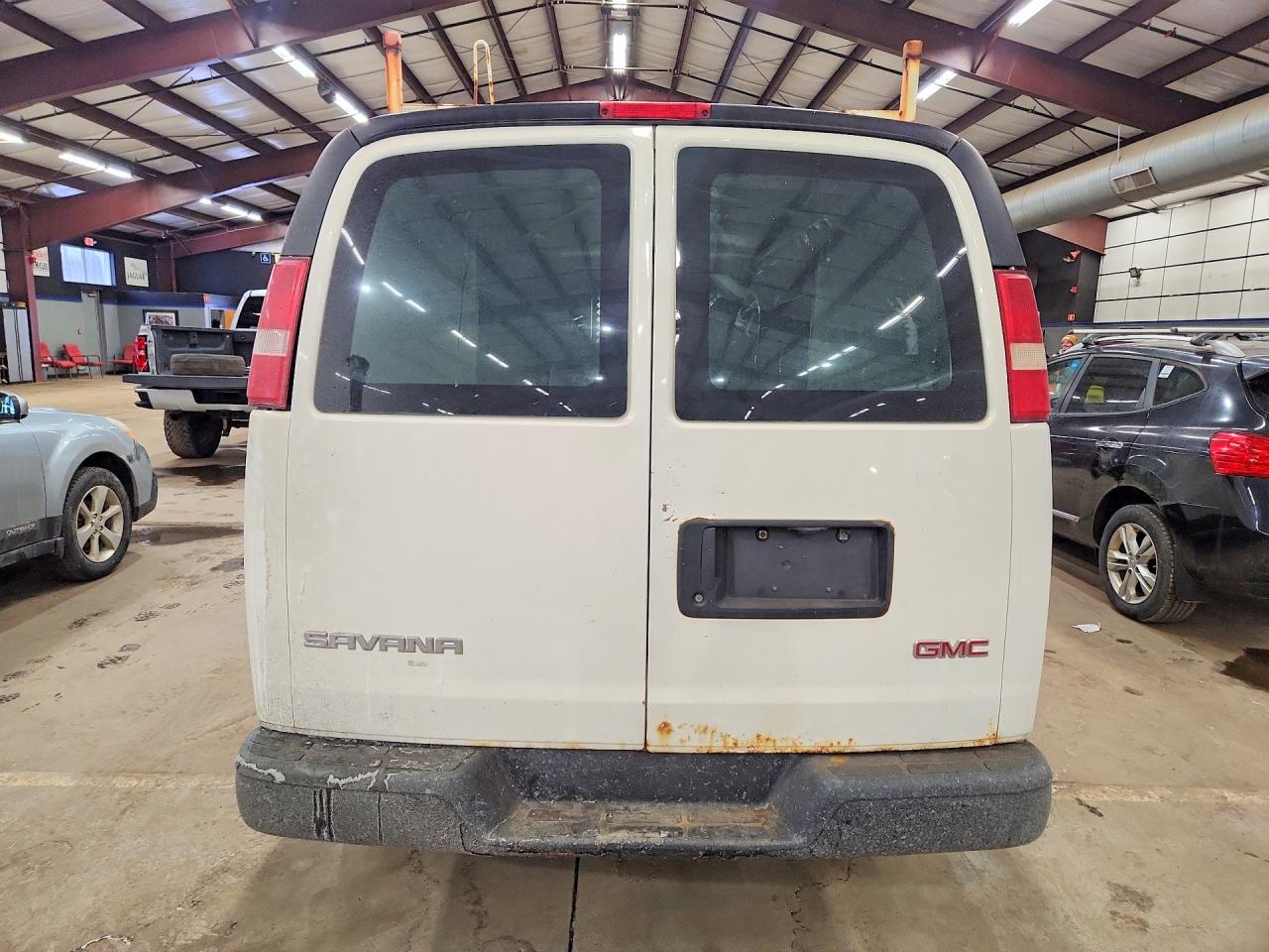 2012 GMC Savana VIN 1GTW7GCA2C1187727 photo 6
