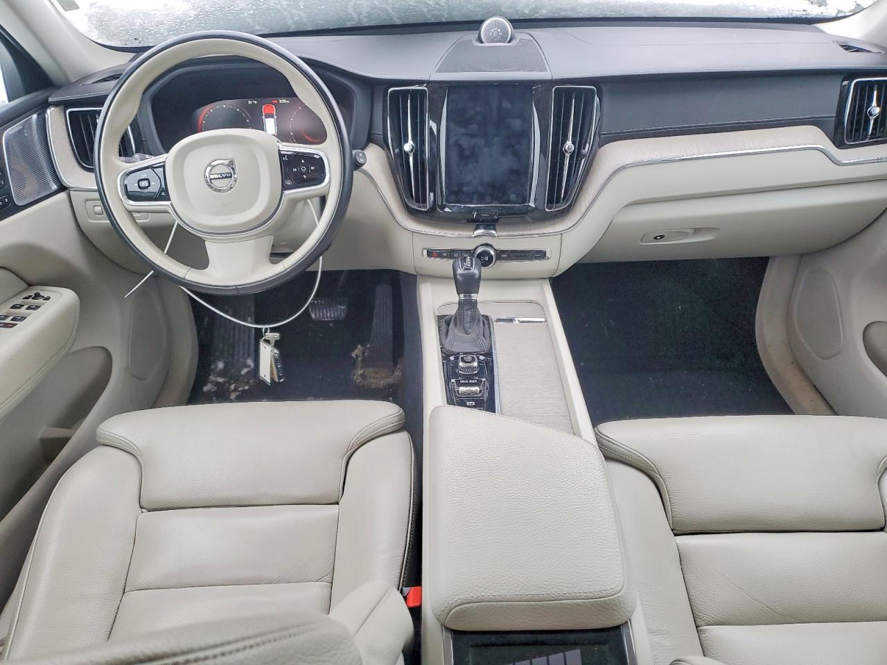 2018 Volvo Xc60 VIN LYVA22RL0JB078158 photo 8