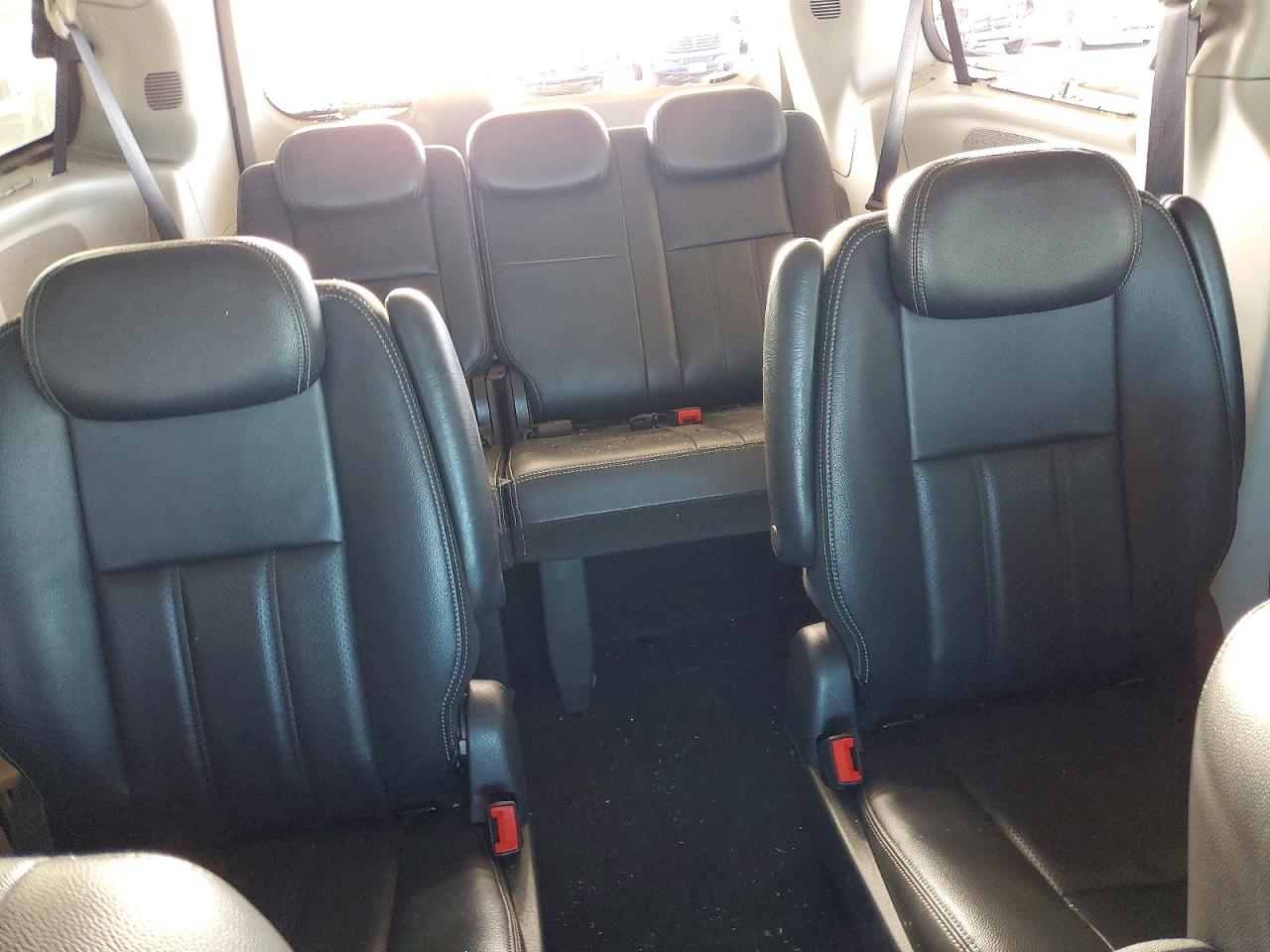 2010 Chrysler Minivan VIN 2A4RR8DX6AR376917 photo 10