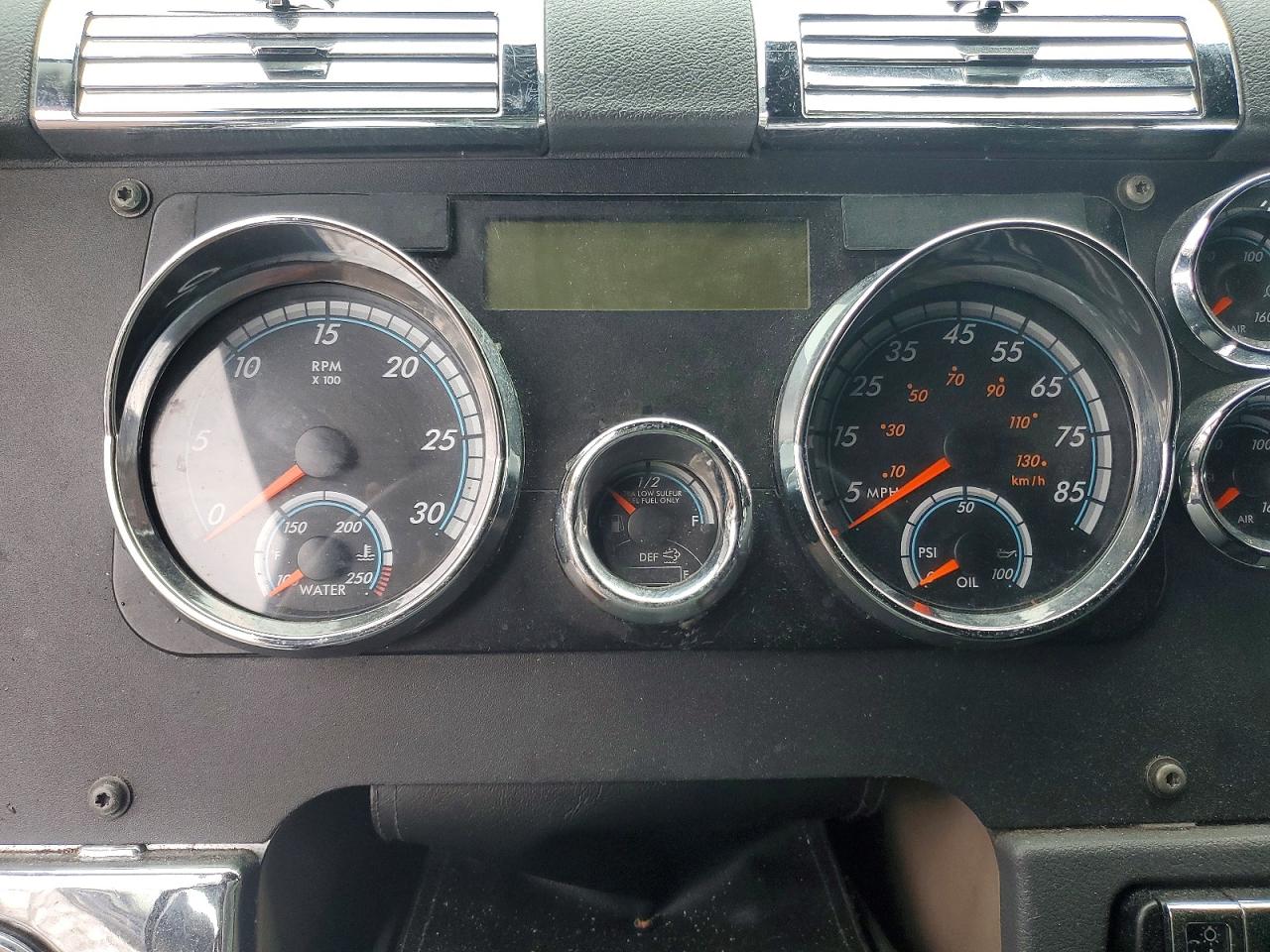 2014 FREIGHTLINER All other VIN 1FUJGLDV3ELFW0331 photo 8
