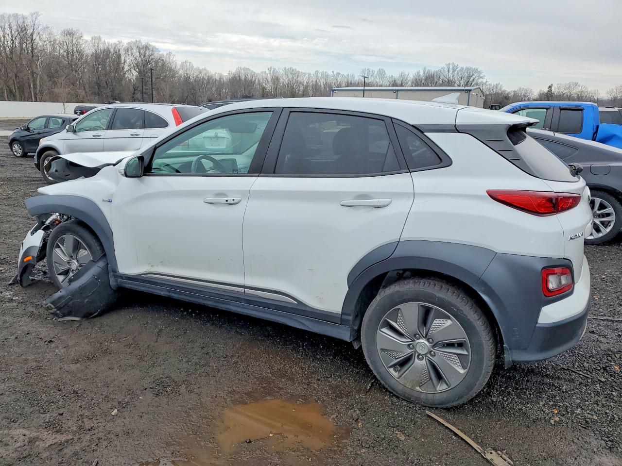 2020 Hyundai Kona elect VIN KM8K33AG0LU090109 photo 2