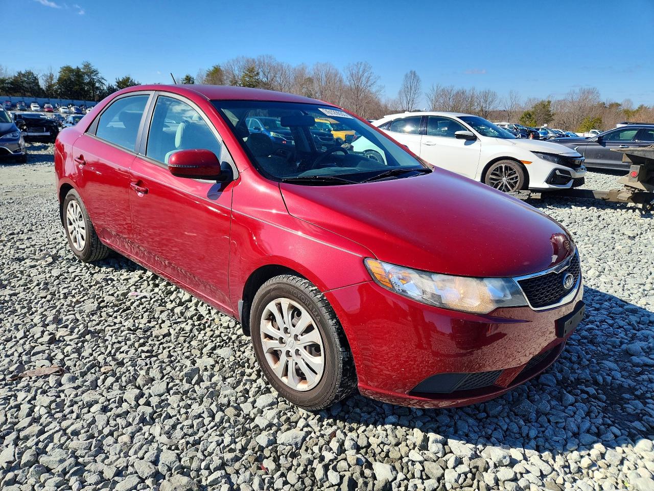 2011 Kia Forte VIN KNAFU4A21B5892042 photo 4