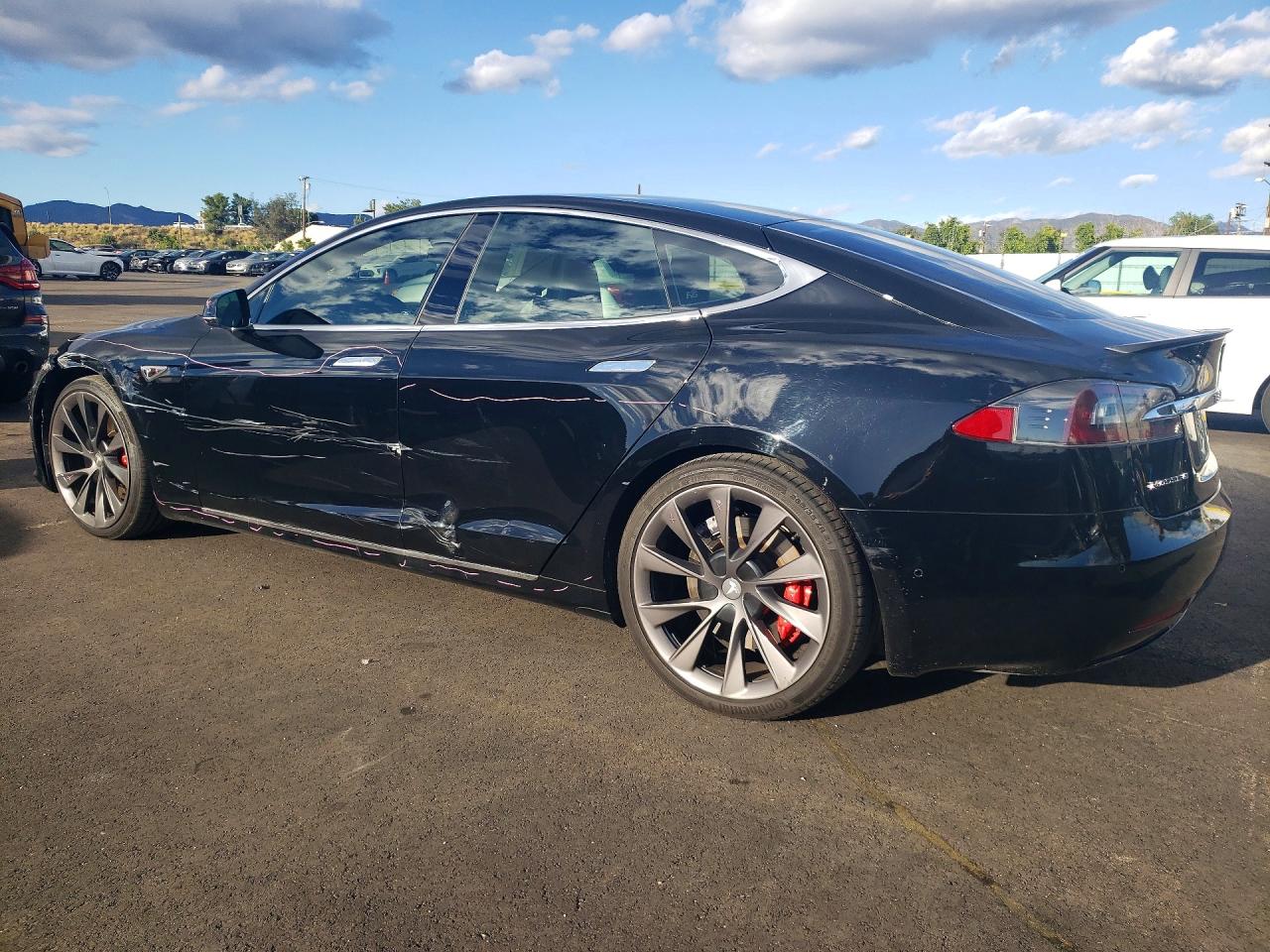 2016 Tesla Model s VIN 5YJSA1E44GF141429 photo 2