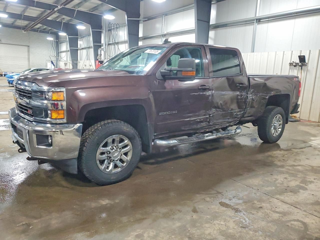2016 Chevrolet All models VIN 1GC1KVEG2GF135649 photo 1