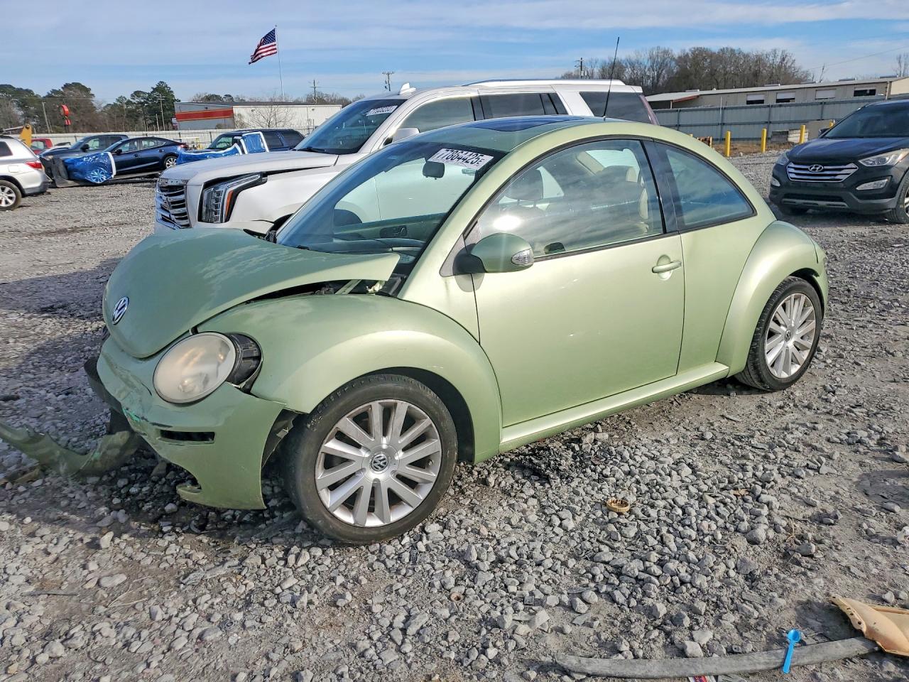2008 Volkswagen Beetle VIN 3VWRG31C78M514768 photo 1
