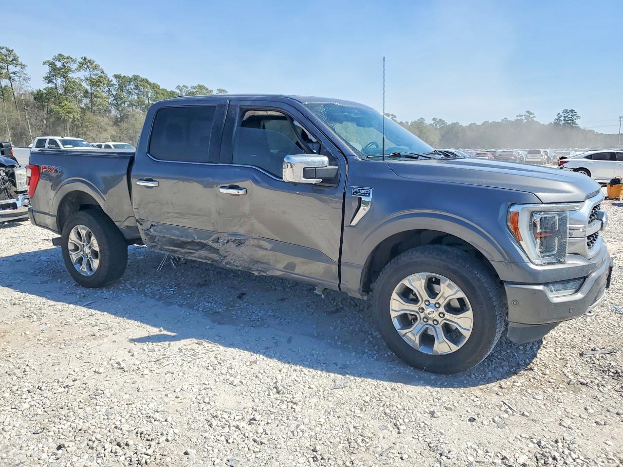 2021 Ford F150 VIN 1FTFW1E85MFB86585 photo 4