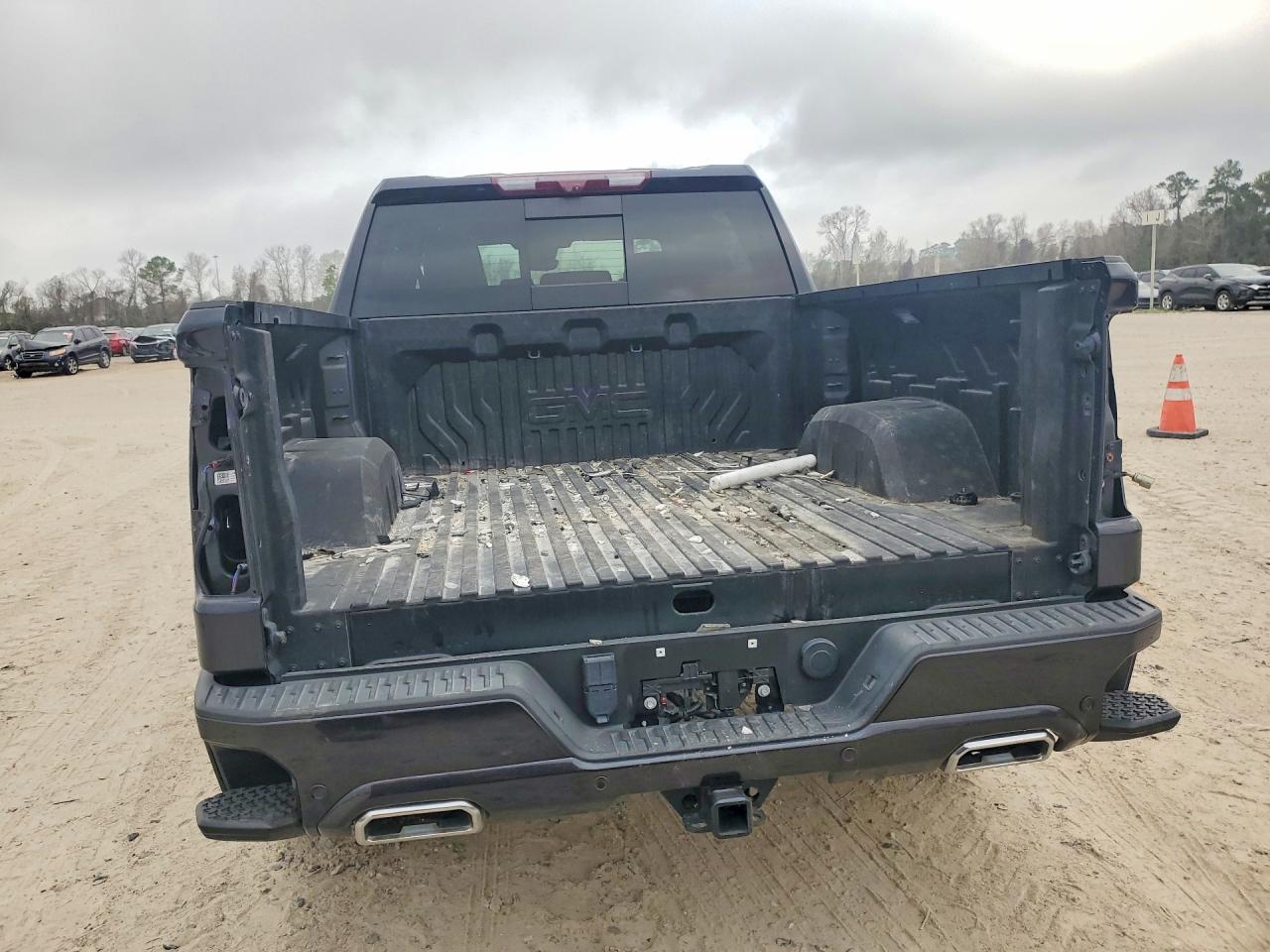 2023 GMC SIERRA VIN 1GTUUHEL6PZ268337 photo 6