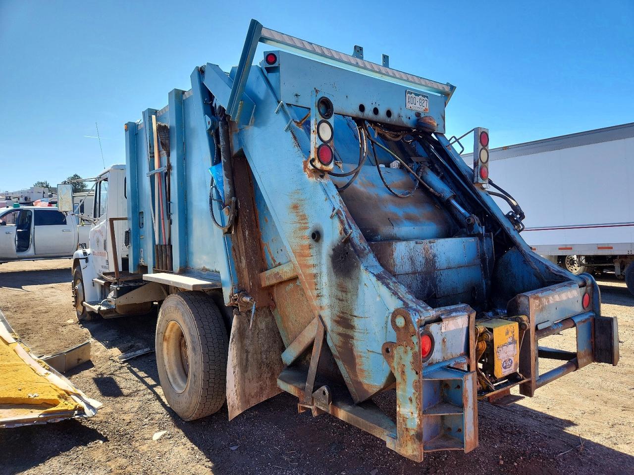 2002 FREIGHTLINER All models VIN 1FVABSAK72HK15443 photo 3