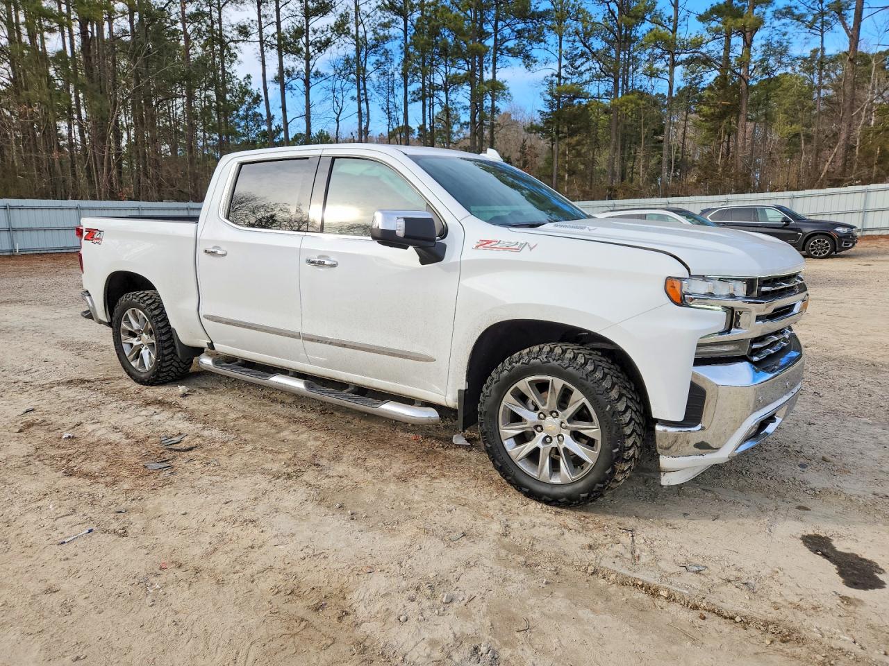 2021 Chevrolet All models VIN 3GCUYGET8MG138327 photo 4