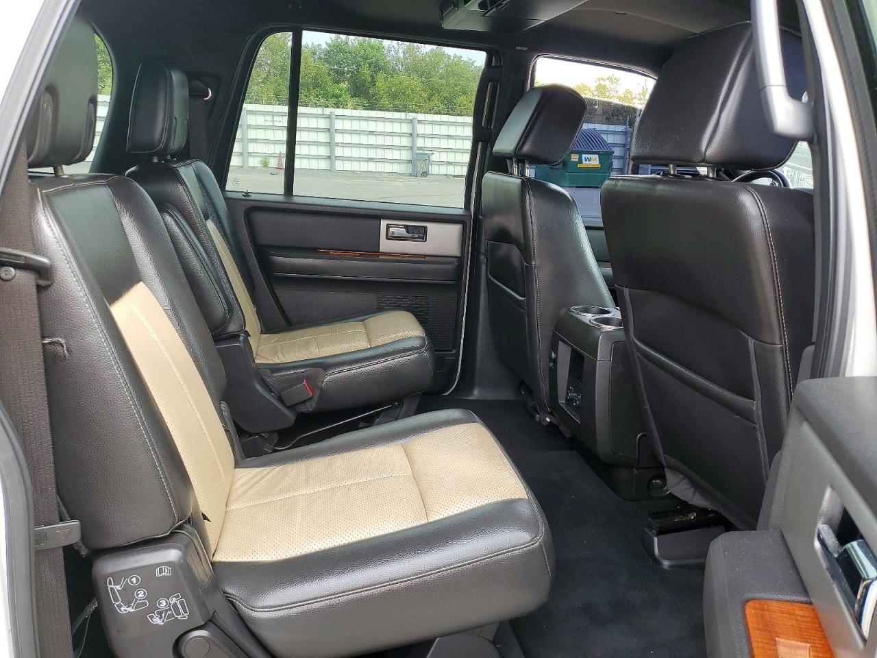 2008 Ford Expedition VIN 1FMFK18538LA78174 photo 11
