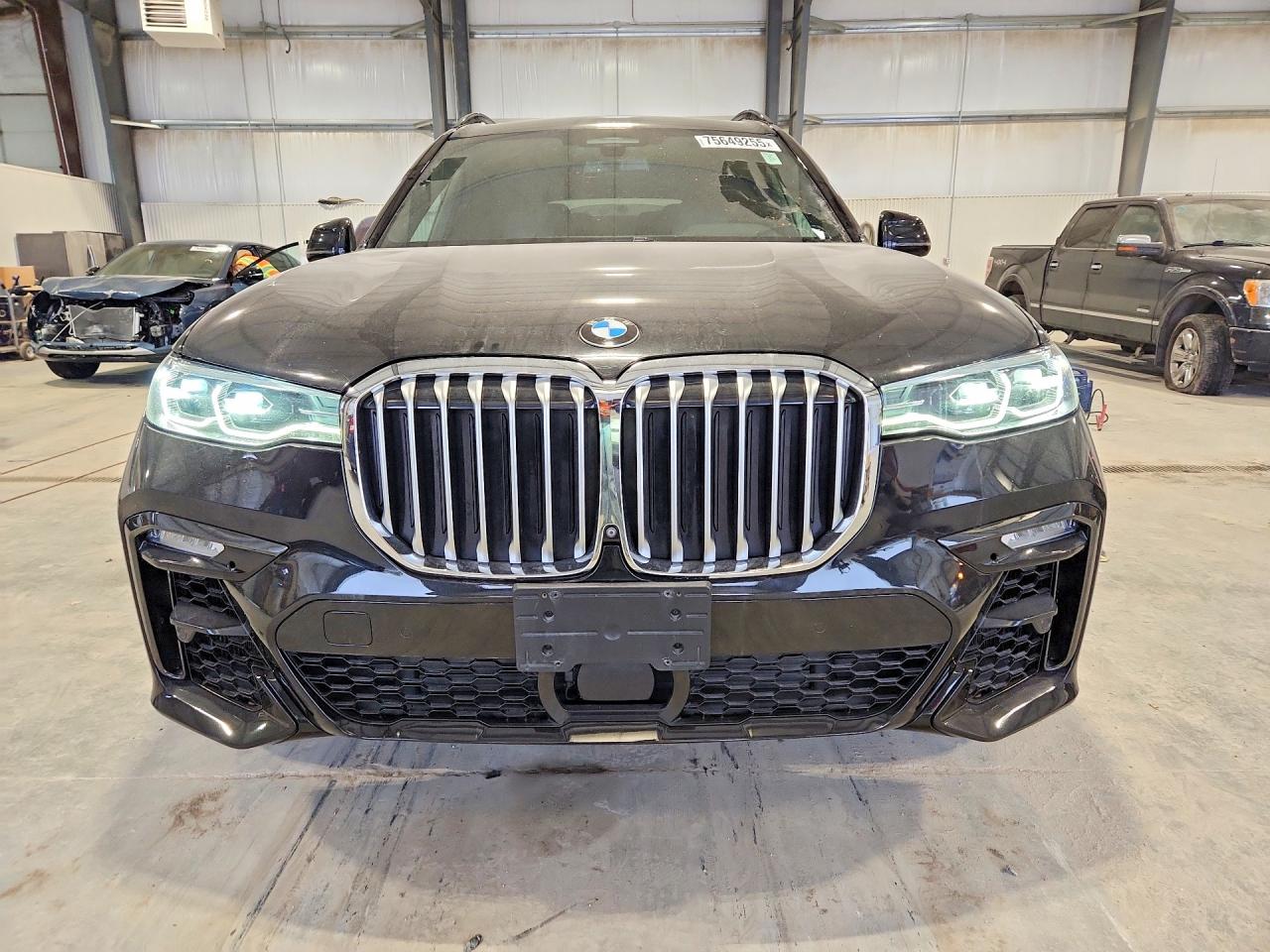 2019 BMW X7 VIN 5UXCX4C51KLS37832 photo 5