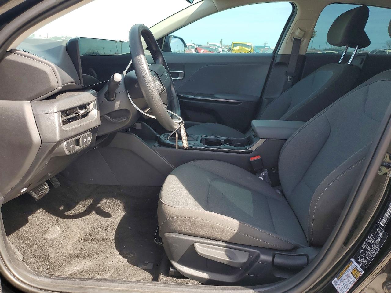 2025 Kia K4 lx VIN 3KPFT4DE8SE179459 photo 7