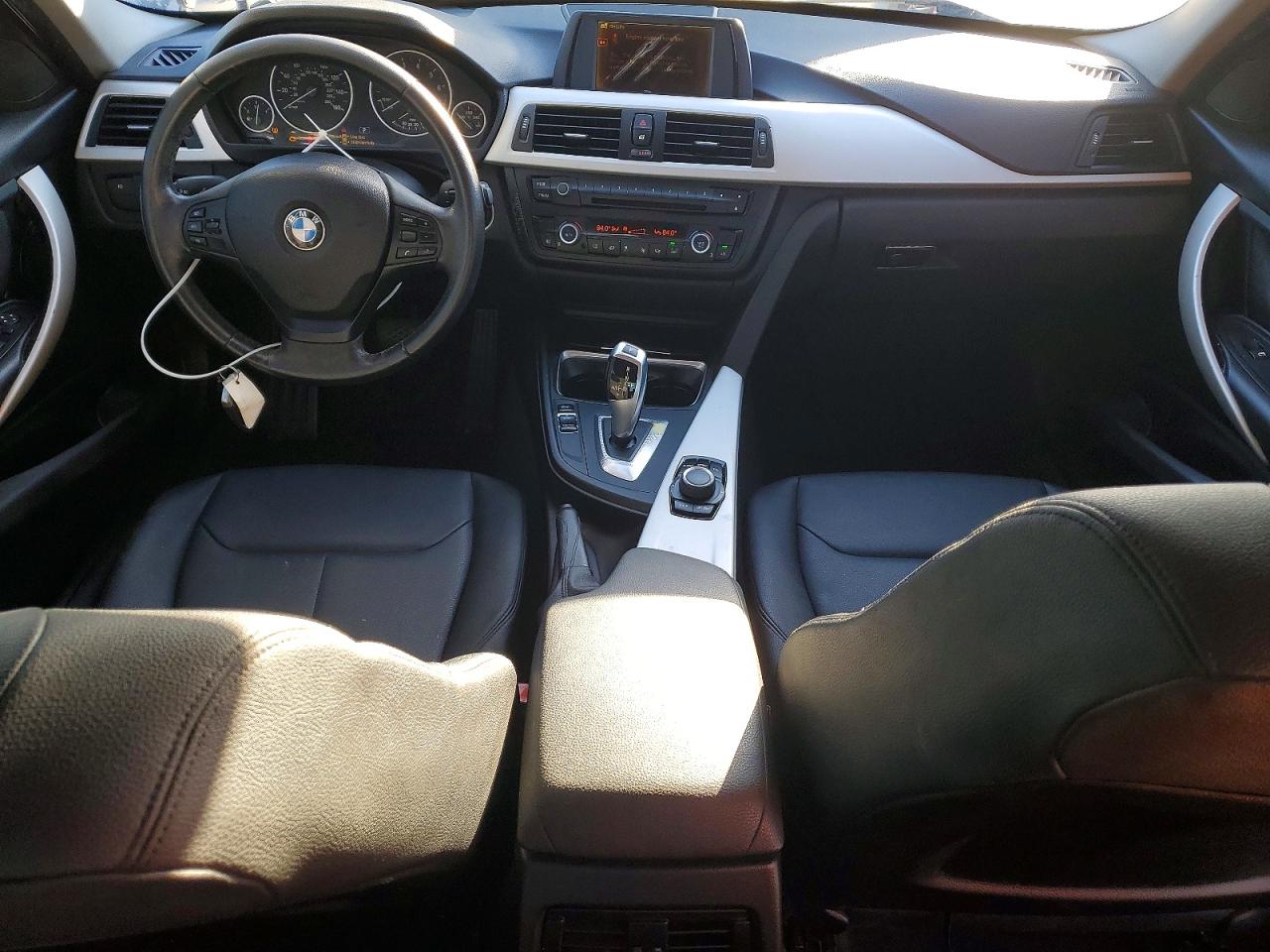 2014 BMW 3 series VIN WBA3B1C52EK135056 photo 8