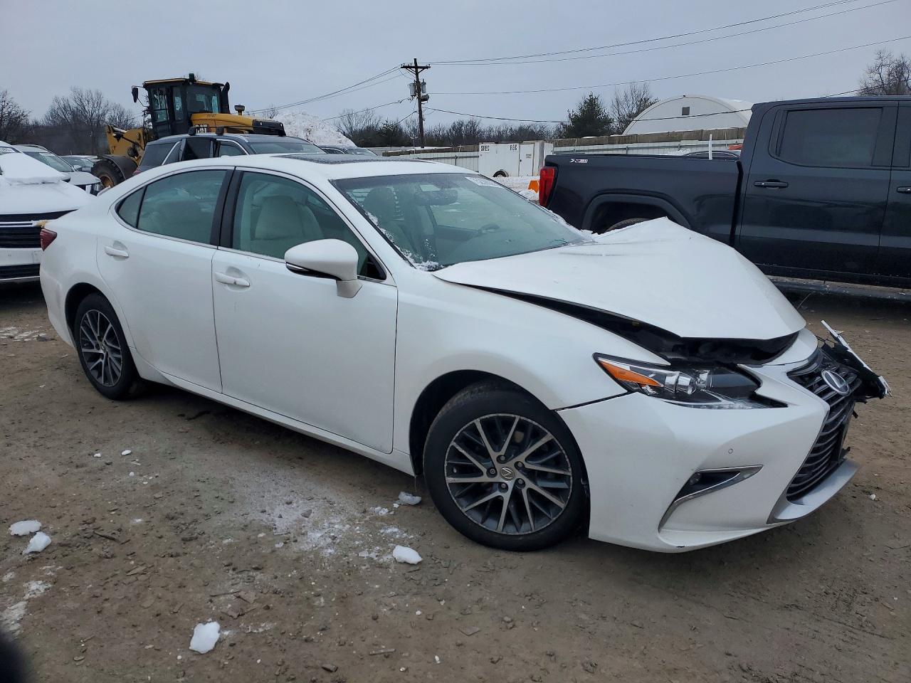 2016 Lexus ES350 VIN 58ABK1GG0GU026925 photo 4