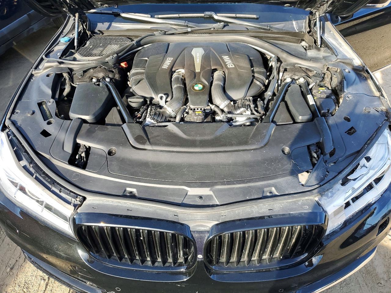 2016 BMW 7 series VIN WBA7F0C59GGM20875 photo 11