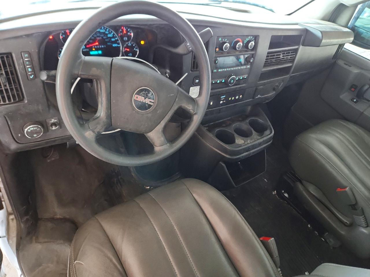 2022 GMC Savana VIN 1GTZ7HFP5N1141170 photo 8