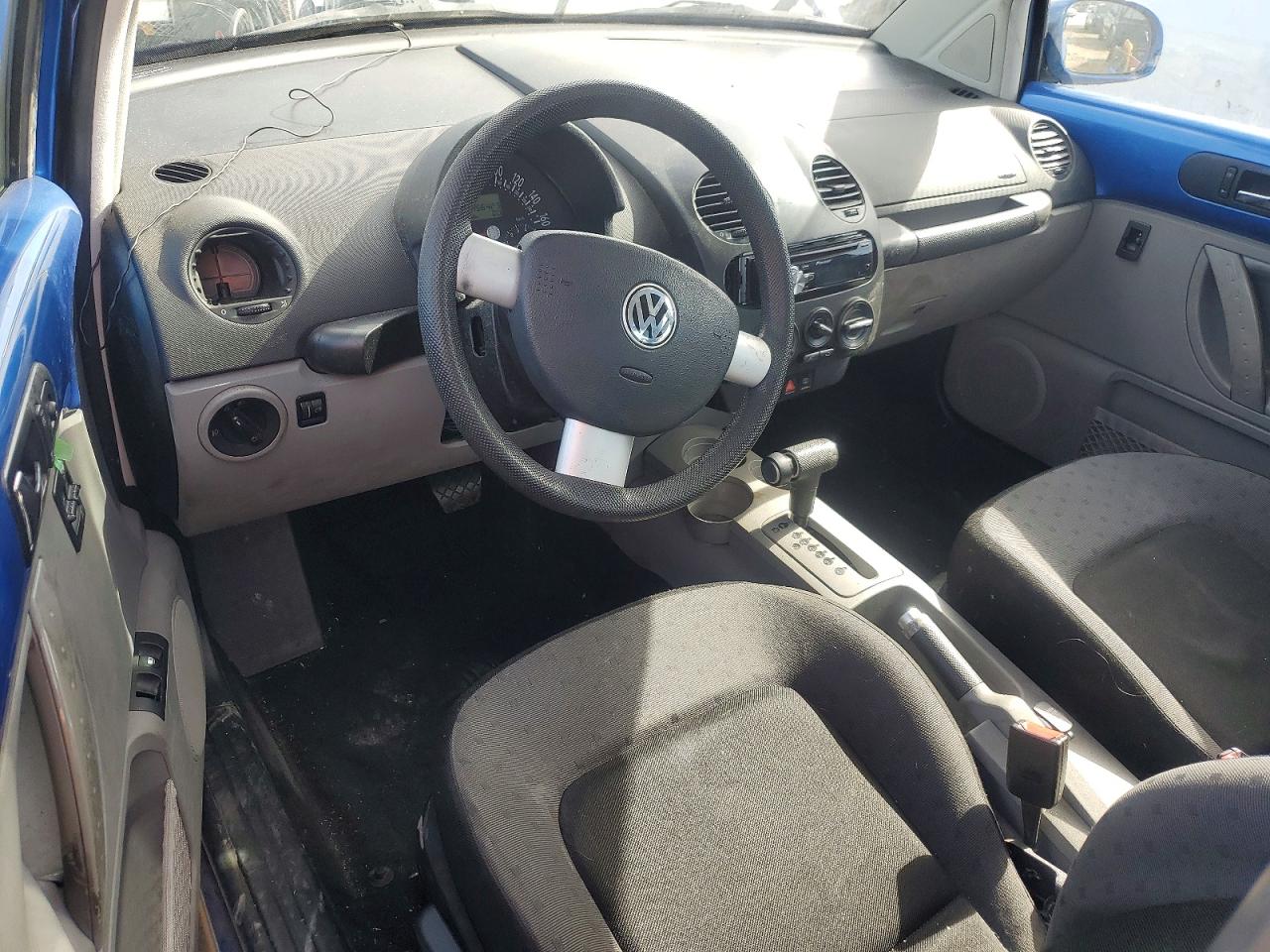 2001 Volkswagen Beetle VIN 3VWCD21C61M407838 photo 8
