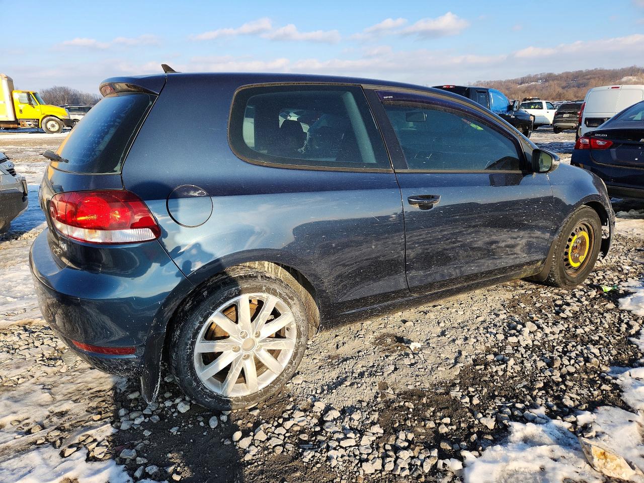 2011 Volkswagen Golf VIN WVWBM7AJ9BW029428 photo 3
