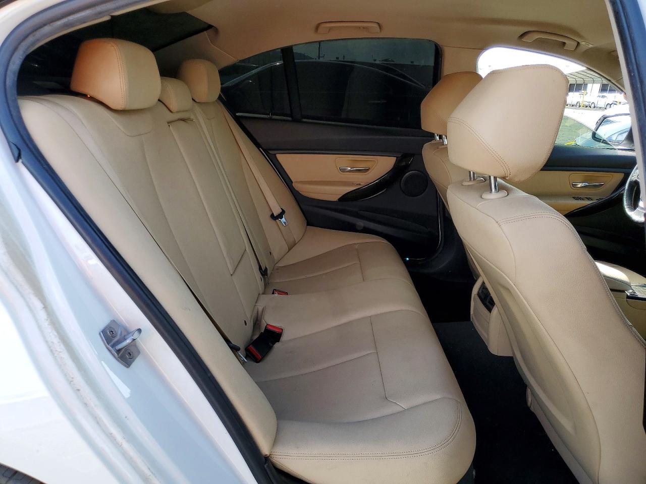 2017 BMW 3 series VIN WBA8E1G32HNU15570 photo 10