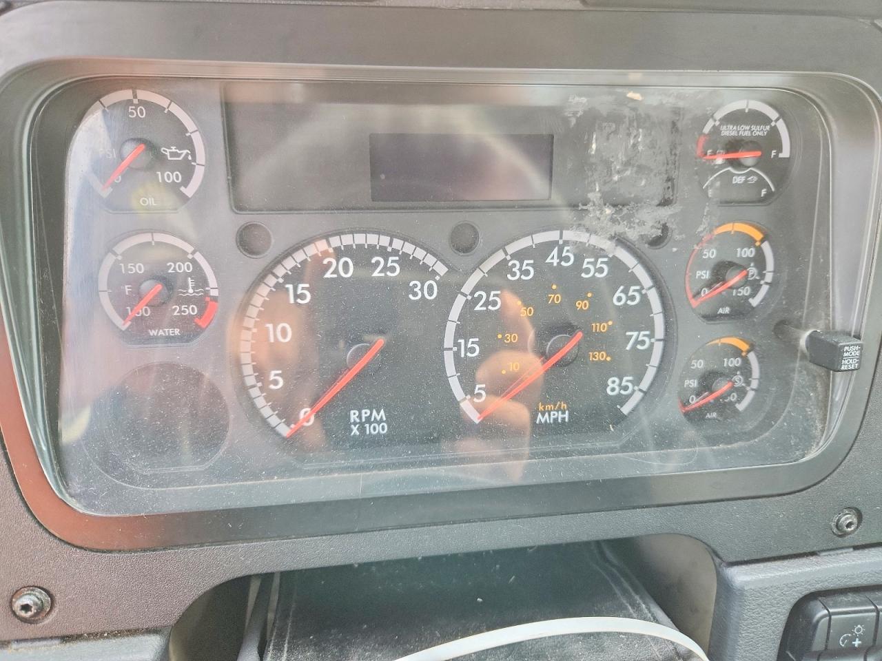 2016 FREIGHTLINER All other VIN 1FUBGEDV3GLHC5762 photo 8